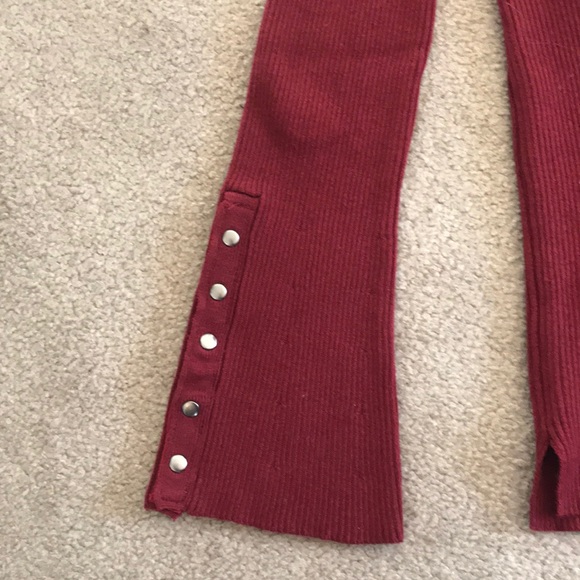 Melanie K v-neck bell sleeve sweater - Picture 2 of 3